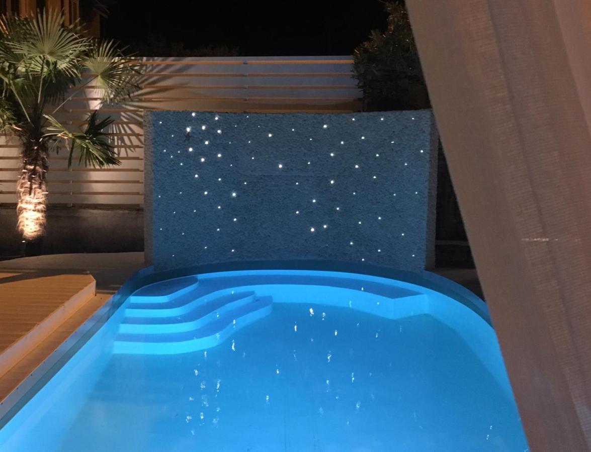Byblos Mare-The Exclusive Beach Front Villa Skala Sotiros Extérieur photo