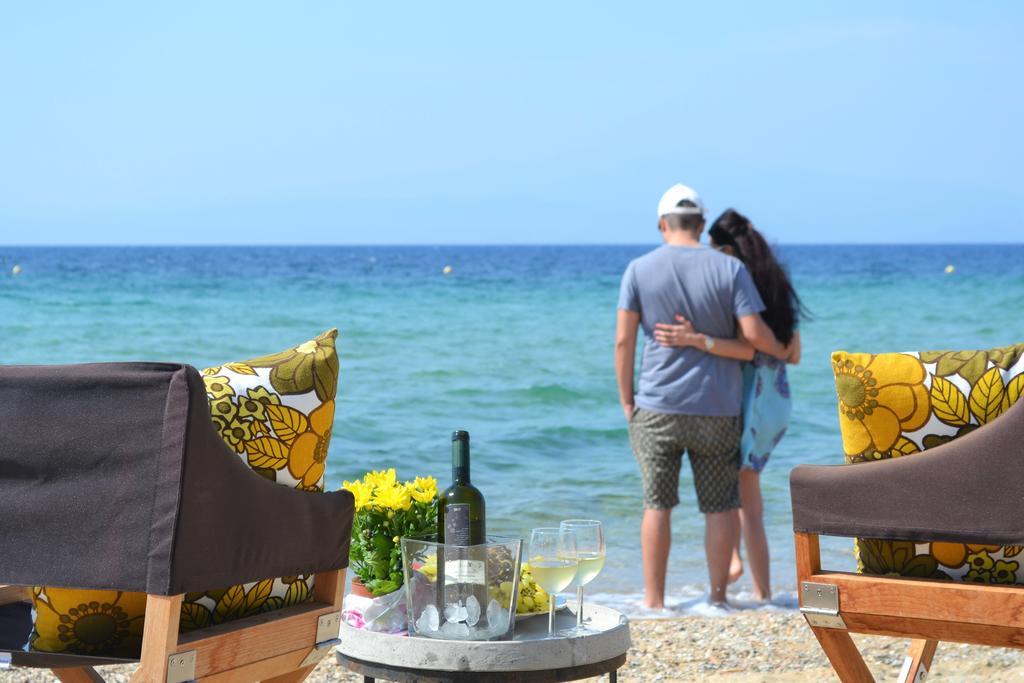 Byblos Mare-The Exclusive Beach Front Villa Skala Sotiros Extérieur photo