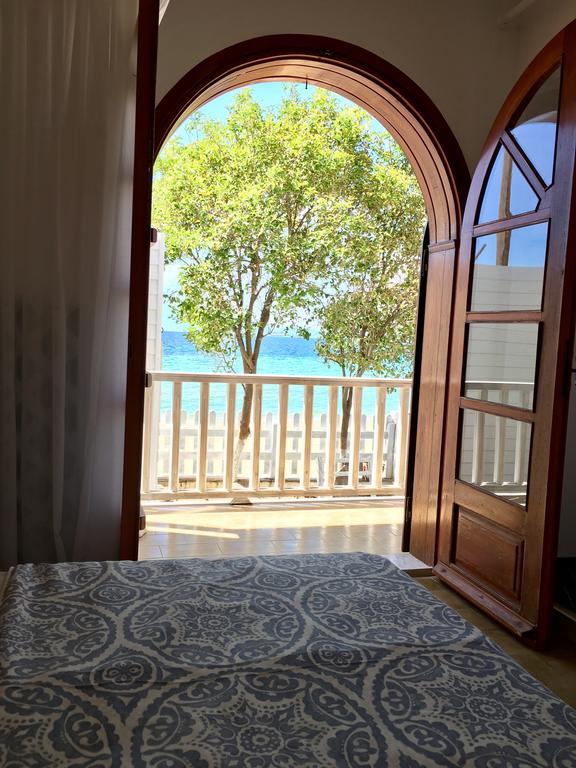 Byblos Mare-The Exclusive Beach Front Villa Skala Sotiros Extérieur photo